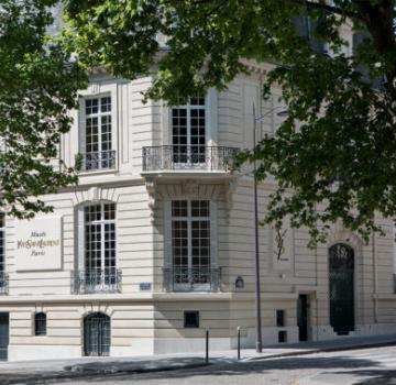 LE MUSÉE YVES SAINT LAURENT PARIS
